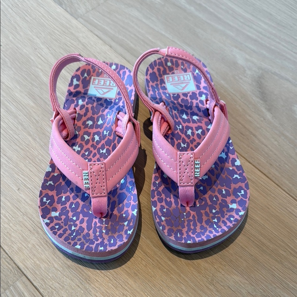 Reef Pink kids Sandals for Summer Fun